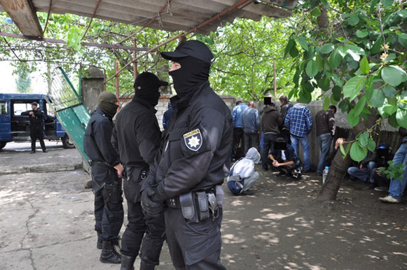 В полиции рассказали об операции по пресечению деятельности наркопритона в Николаеве 23