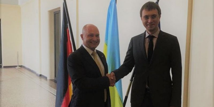 Омелян анонсировал появление в Украине Офиса цифровой инфраструктуры