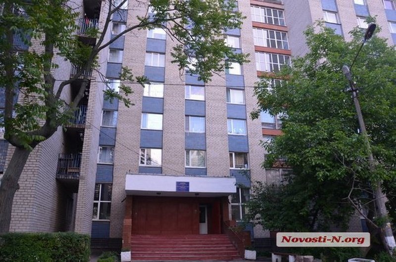 C 9 этажа общежития выпал студент Николаевского университета имени Сухомлинского 1