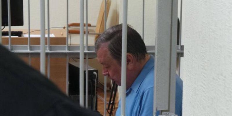 Суд отпустил под залог в 15 млн.грн. экс-главу луганской налоговой, у которого при обыске нашли $3,8 млн.