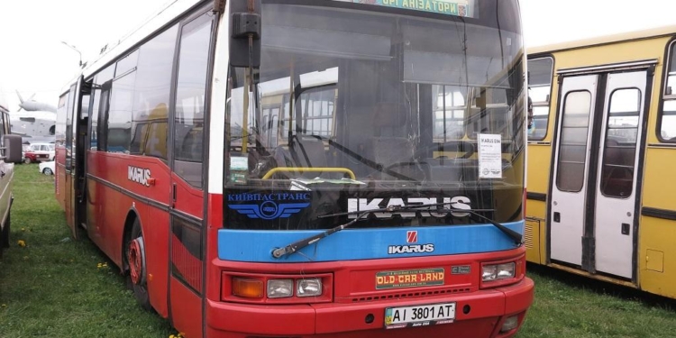 Один из пяти. В Киеве на выставке показали раритетный Икарус