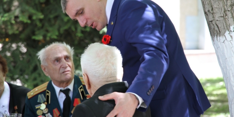 В честь ветеранов Второй мировой войны в Николаевской мэрии состоялся приём городского головы