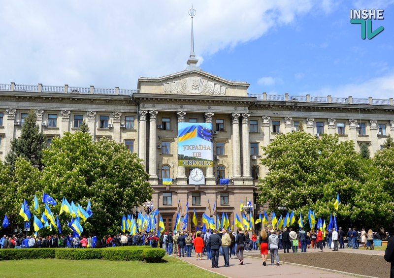 «Украина – это Европа!»: в Николаеве в честь Дня Европы подняли флаг Евросоюза 19