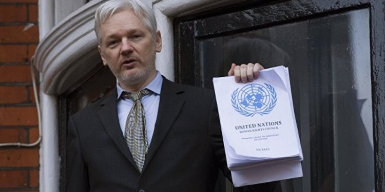 Швеция сняла обвинения с основателя WikiLeaks Ассанжа