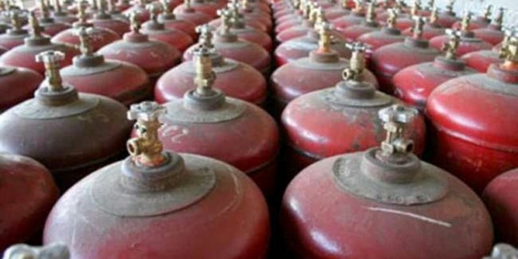 В Киеве на СТО взорвался баллон с газом – пострадало четыре человека