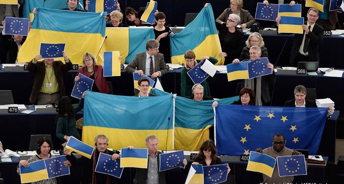 ЕС вскоре объявит об упрощении визового режима с Украиной, – Могерини