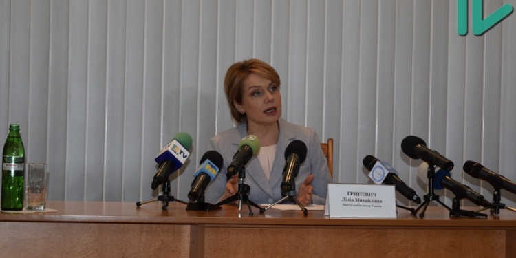 Министр образования посетила Николаев и рассказала о ВНО, вступительной кампании в вузы и новой украинской школе