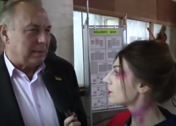 Валерий Колесников: депутат Николаевского облсовета, у которого в декларации ничего нет. Даже костюма за 1000 долларов?