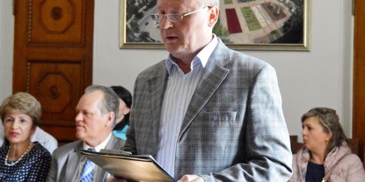 Договорятся ли? В согласительную комиссию по итогам общественных слушаний, сказавшим «нет» кладбищу в Кульбакино, вошло 55 человек