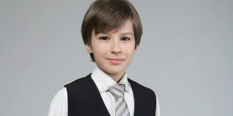 В Николаеве ищут третьеклассника, которого с детской площадки увел неизвестный