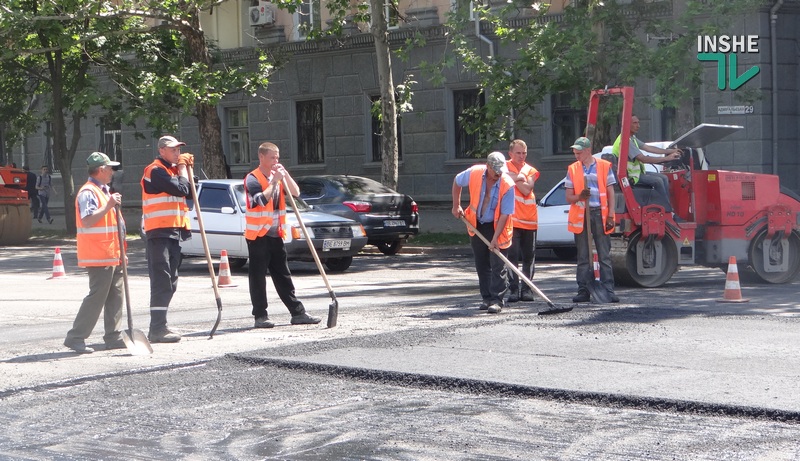 Чиновники Николаевской ОГА не видят своей вины в том, что 170 млн.грн. на ремонт местных дорог не были использованы 1