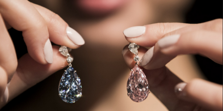 В Швейцарии продали самые дорогие серьги в мире