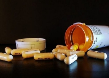 В США создали антибиотик нового поколения, способный бороться с супербактериями