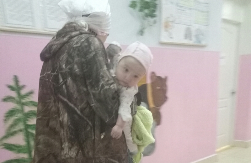 Неухоженные и голодные: двух деток из Заводского района Николаева госпитализировали в детскую горбольницу 2