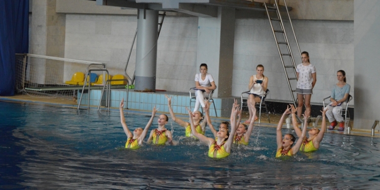 В Николаеве состоялся ежегодный открытый Чемпионат области по синхронному плаванию