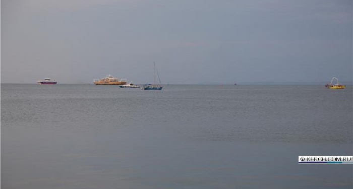 Неподалеку от Керчи столкнулись прогулочная яхта и скоростной катер: двое погибших, восемь пострадавших
