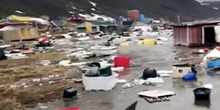На Гренландию обрушилось цунами: в одной из деревень смыло 11 домов