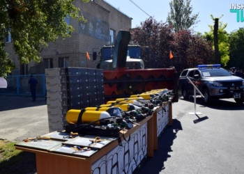 Впервые за последних 8 лет: вице-премьер-министр Иванна Климпуш-Цинцадзе передала николаевским спасателям новое оборудование