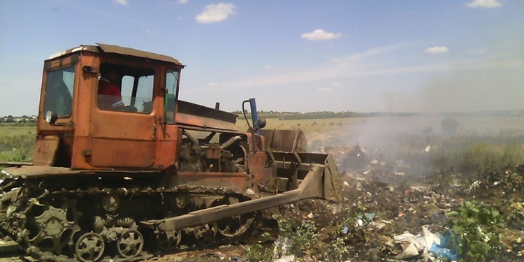 В Снигиревке загорелась свалка