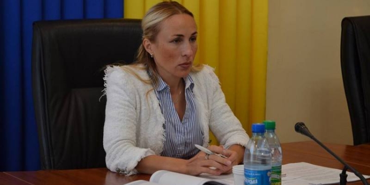 «Это просто позор! Они оба должны сложить мандаты» – глава Николаевского облсовета прокомментировала драку между депутатами