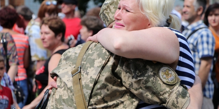 В Николаеве моряки-курсанты поклялись в верности украинскому народу