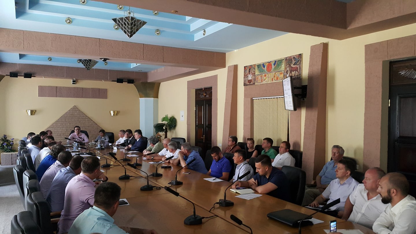 Укрзализныця предложила зернотрейдерам самим покупать зерновозы. И отдавать их в лизинг Укрзализныце