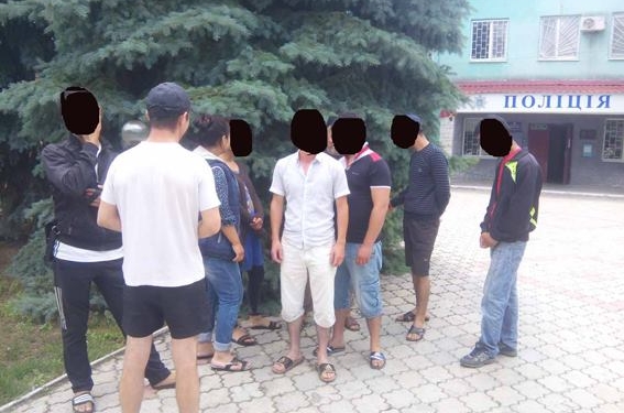 В Коблево нелегально работают трудовые мигранты – из Узбекистана, Кыргызстана, Армении, Азербайджана и даже Турции