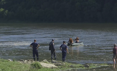 На Днестре во время турпохода утонул подросток и его учитель