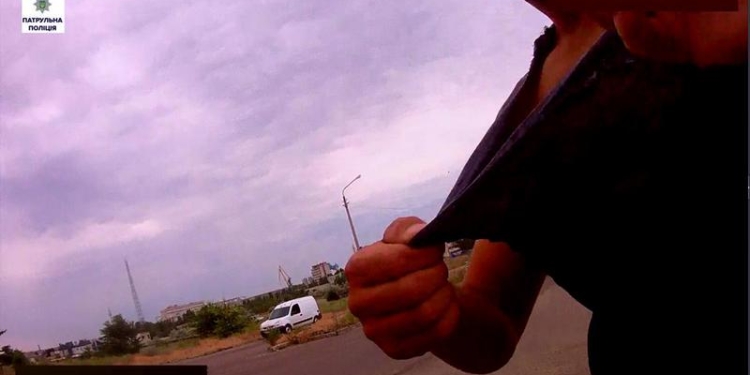 В Николаеве подрались водитель маршрутки и пьяный пассажир