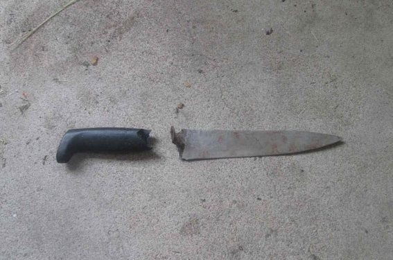 В Первомайском районе соседка поссорилась с соседом. И дело б закончилась только синяками и царапинами, если б соседка не пожаловалась своему мужу