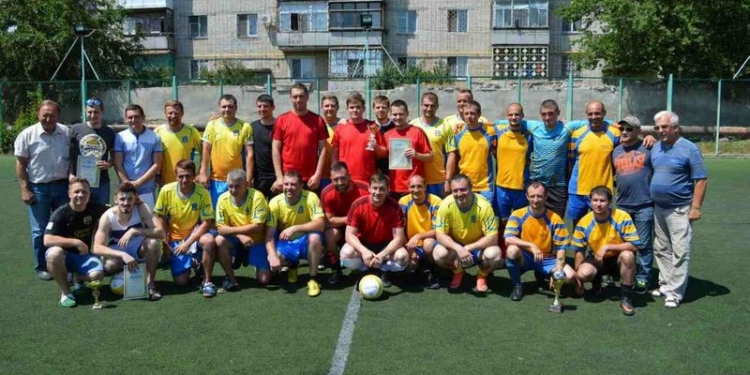 В Николаевской облгосадминистрации, оказывается, хорошо играют в футбол