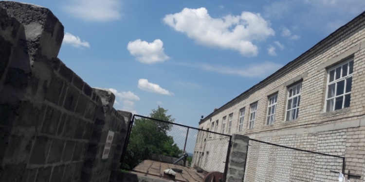 В Вознесенской колонии в камерах – перенаселенность, а заключенные работают без договоров и не зная, какая у них плата за труд