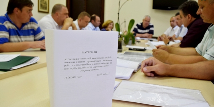 Скандальные дноуглубительные работы в Николаеве продолжаются. «Ситуация властью пущена на самотек» – депутаты горсовета наметили определенный план действий