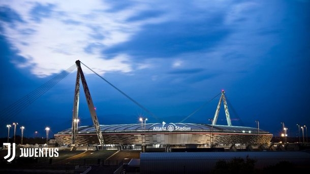“Ювентус” продал название своего стадиона немецким страховщикам. Сумма – секрет