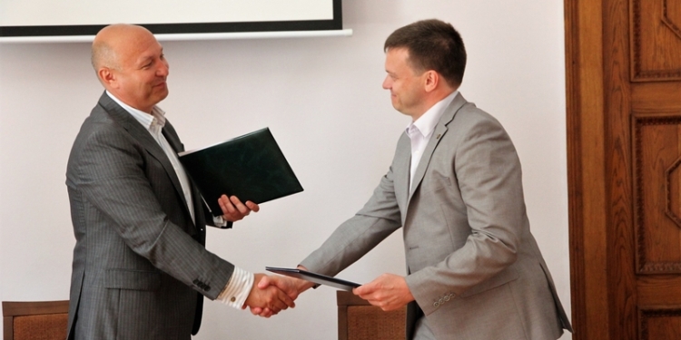 Николаев и Ассоциация специалистов по недвижимости Украины подписали меморандум о сотрудничестве