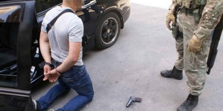 В Запорожье задержали банду, в состав которой входили действующие и бывшие полицейские