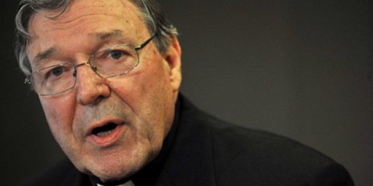 Казначея Ватикана обвиняют в развращении несовершеннолетних в Австралии