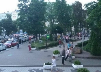 В центре Киева зарезали участника АТО, заступившегося за своего сына-музыканта