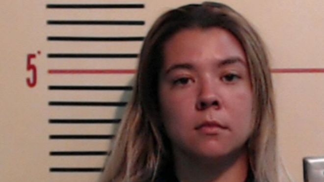 В США мамаша решила проучить малолетних детей. Дети задохнулись в машине