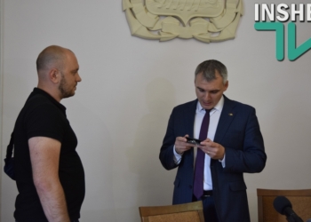 Как ты не бегай через балкон, а догонят: мэру Николаева вручили протокол о правонарушении, связанном с коррупцией