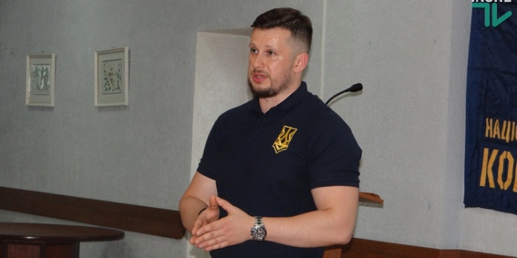 «Вы – Николаев, родина главного волонтера страны» – лидер Национального корпуса намекнул, кто конкретно в Николаеве наживается на войне