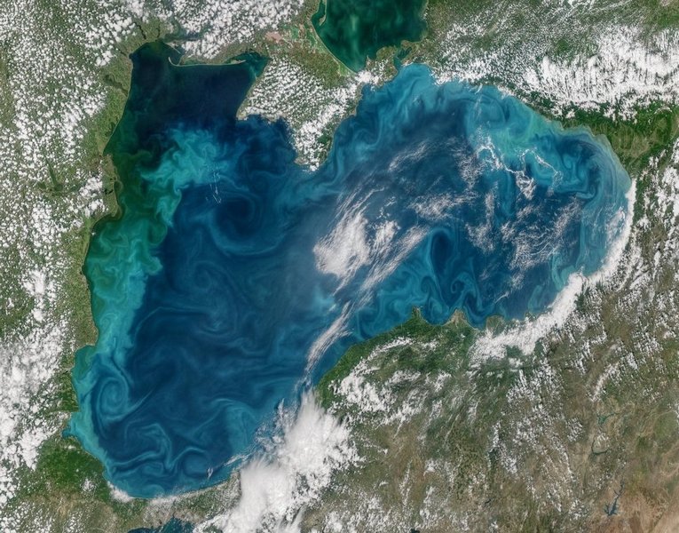 Черное море изменило свой цвет, - NASA 2