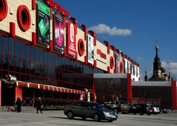В николаевском ТРЦ «City Center» хотят установить панорамный лифт. Но из-за нарушений ГАСИ остановила работы