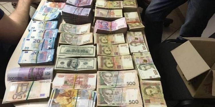 В Киеве ликвидирован конвертцентр с оборотом более 150 млн.грн.