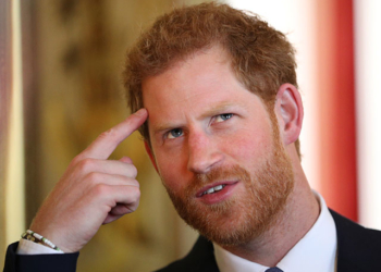 “Я золотая рыбка в аквариуме”. Принц Гарри рассказал, какой шок он пережил после смерти своей матери, принцессы Дианы