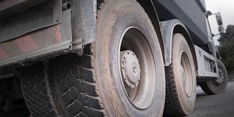 На Николаевщине водитель МАЗа погиб пд колесами собственного грузовика