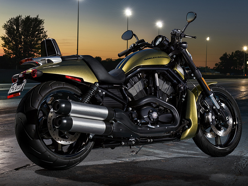 Harley-Davidson отзывает 57 тысяч мотоциклов из-за плохо закрепленного маслопровода 1