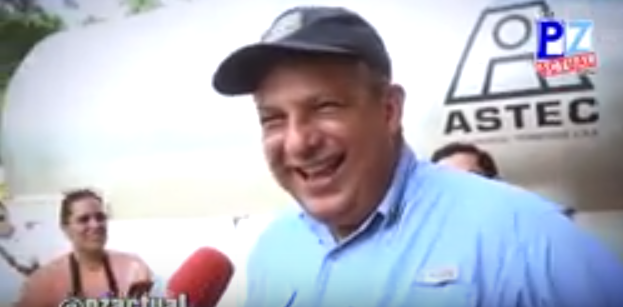 Президент Коста-Рики во время интервью проглотил осу