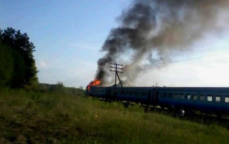 Загорелся поезд Николаев-Киев - пожар возник в локомотиве 1