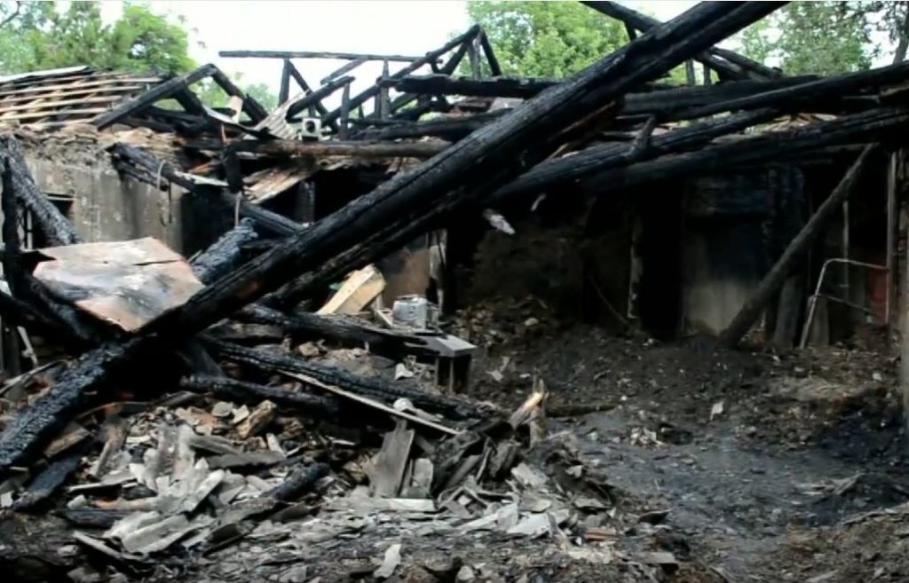 В Николаеве при разборе завалов после пожара на Спасской нашли тело погибшего 1